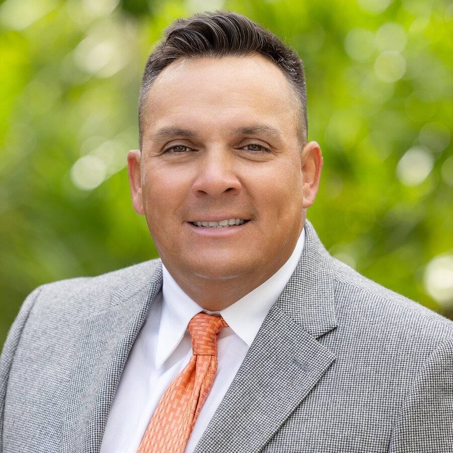 Javier Sainsbury Photo